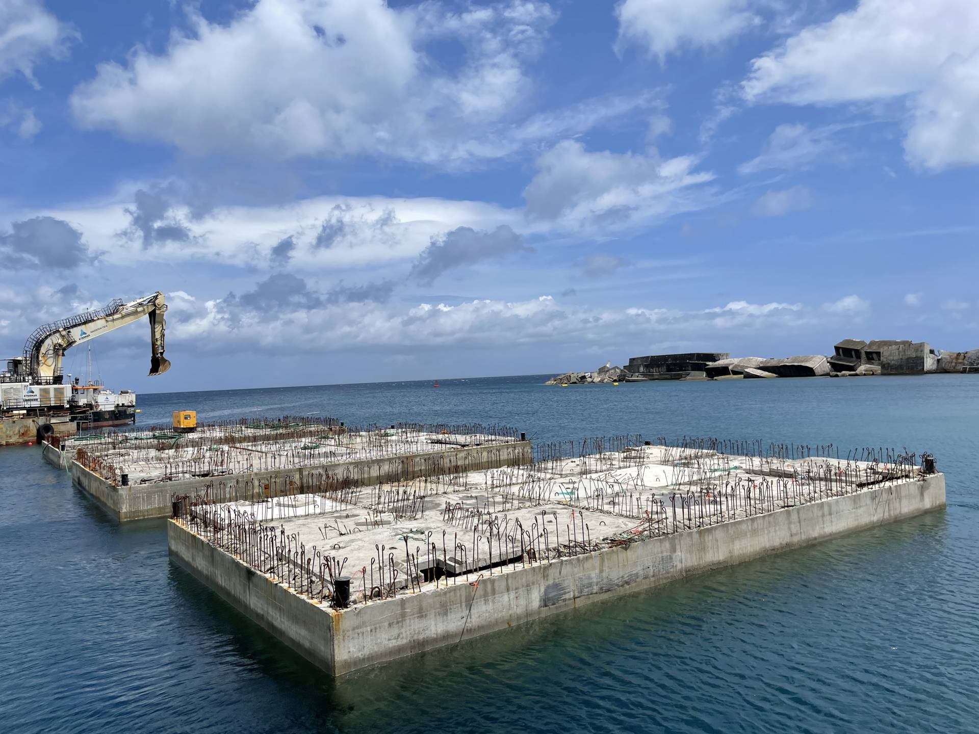 Should we travel to Azores?