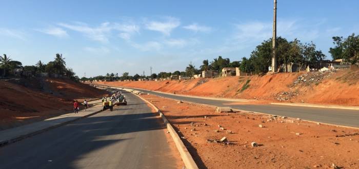 AVENIDA JULIUS NYERERE