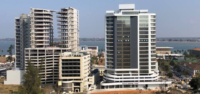 COMPLEXO DE ESCRITÓRIOS COBHAM A+++